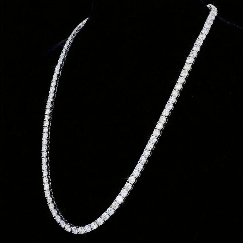 Mirano Jewels TCW 41.60CT Diamond Studded Necklace with Elegant 18K Gold