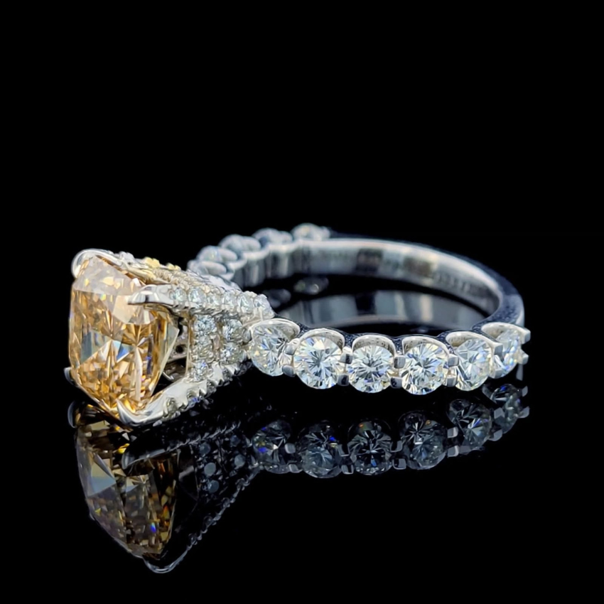 Mirano Jewels TCW 4.74CT Fancy Vivid Pink Lab Diamond Ring in 14K Gold