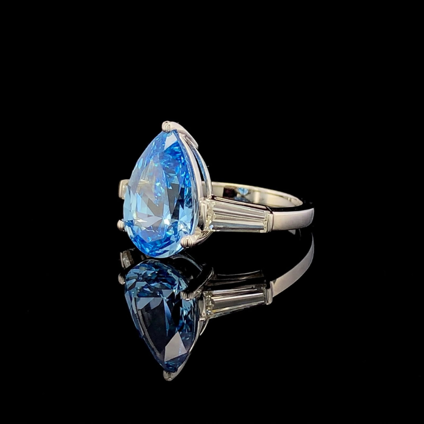 Mirano Jewels TCW 7.04CT Pear Cut Vvid Blue Diamond Ring in 14K Gold
