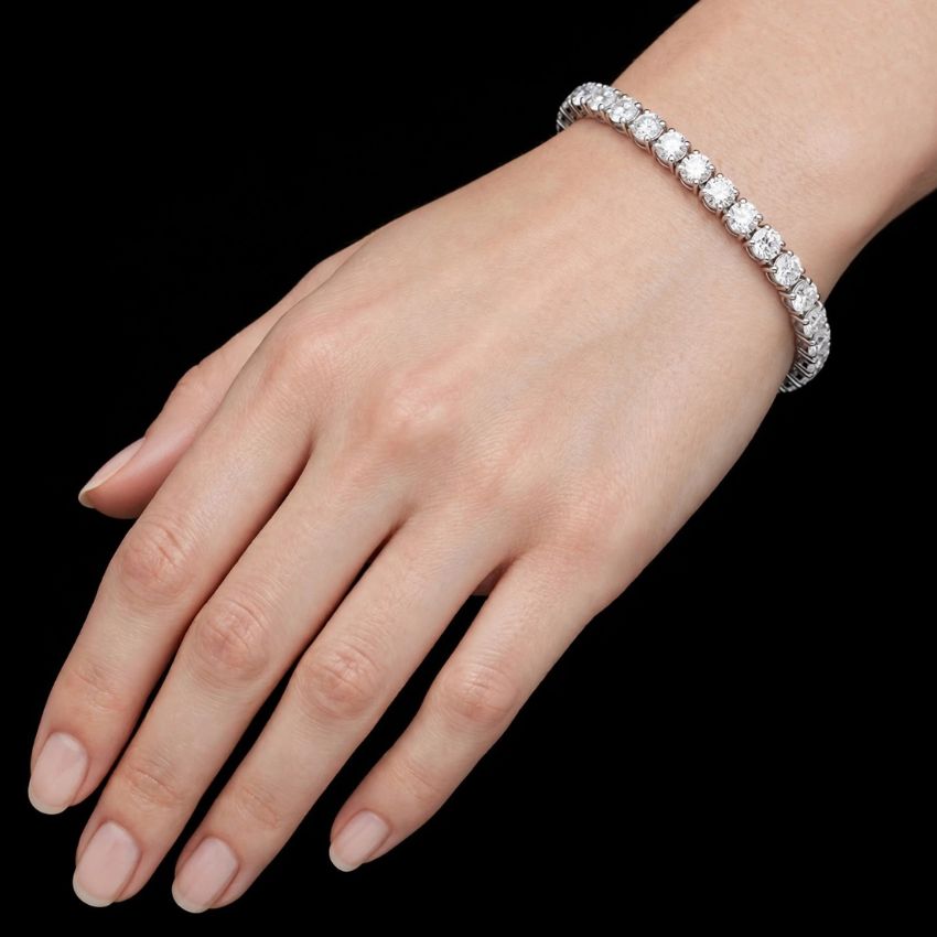Mirano Jewels TCW 28.00ct Lab Created Diamond Tennis Bracelet in 9K Gold